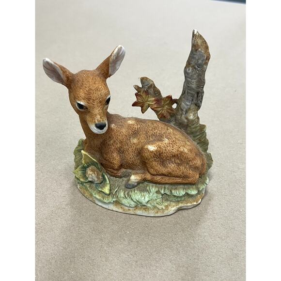 Homco #8879 Deer Fawn Figurine‎ Vintage Home Interiors - Picture 1 of 6